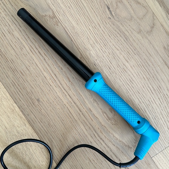 Valectric Hair Curler - Picture 2 of 5